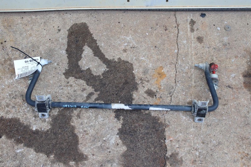 2014-2018 FORD FOCUS HATCH REAR STABILIZER ANTI ROLL SWAY BAR SUPPORT OEM