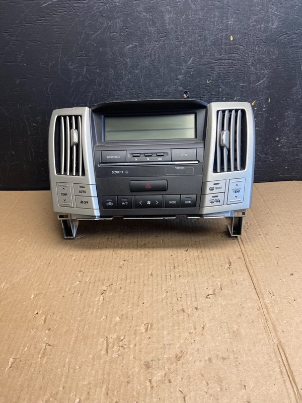2005-2009 Lexus RX330 RX350 Radio AM/FM Climate Air Vent Oem AE3848 DG