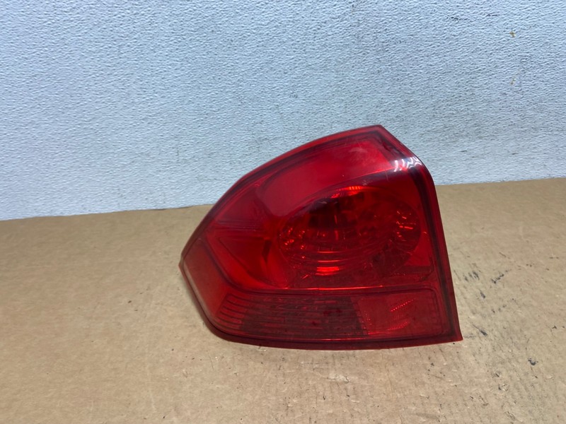 2003 2004 2005 Honda Civic Sedan Left Driver LH Side Tail Light AD4749 LK