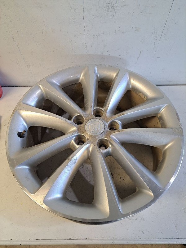 2012-2015 Buick Verano Wheel Rim 18x8 Aluminum 10 Spoke Machined Finish Opt RV1