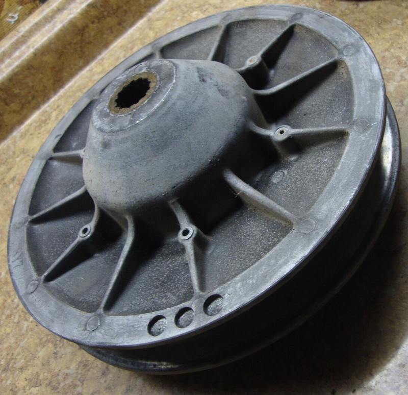 1985 Snowmobile Yamaha XL540 SRV 540 XL-V SR-V XL540 Secondary Driven Clutch 85