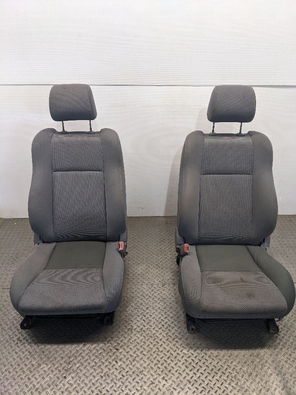 2005-2008 TOYOTA TACOMA FRONT LEFT & RIGHT BUCKET SEAT SET GRAY CLOTH OE 116