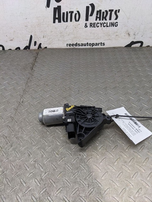 Driver Left Front Window Regulator Fits 11-23 300 1186036