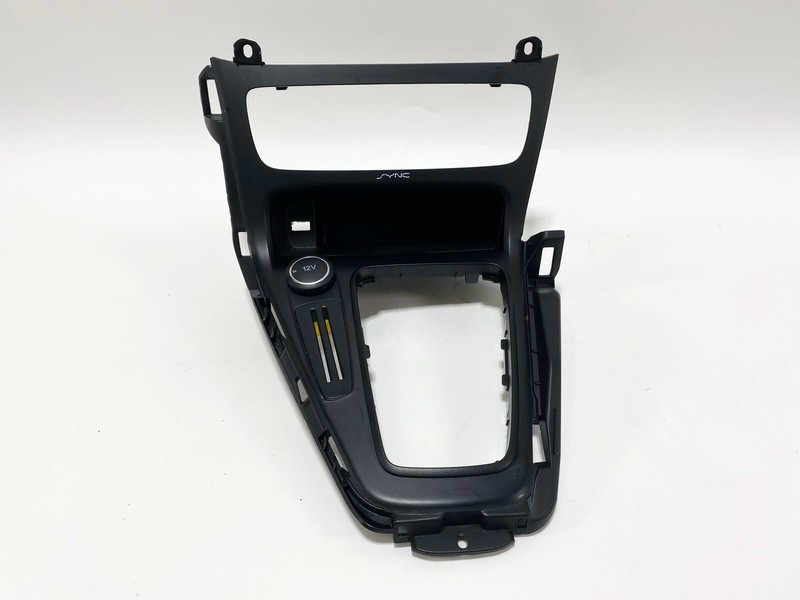 15-18 FORD FOCUS CENTER CONSOLE SHIFTER CLIMATE CONTROL BEZEL PANEL TRIM OEM
