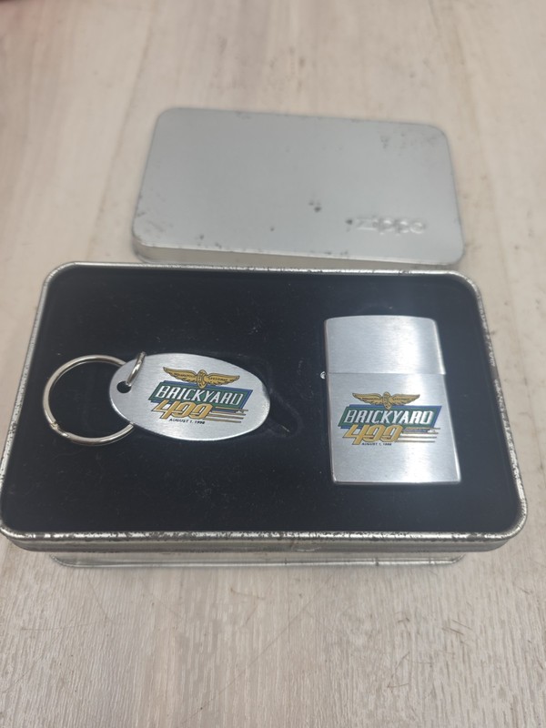 Vintage 1998Indianapolis Brickyard 400 Zippo Lighter W/ Keychain In Case