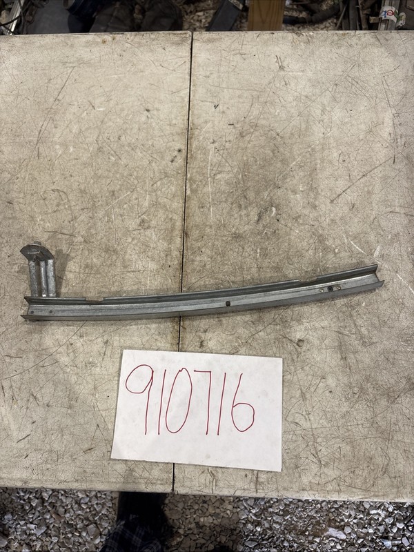 1999-2014 Ford F250 F350 Front Left Driver Door Inner Window Track OEM