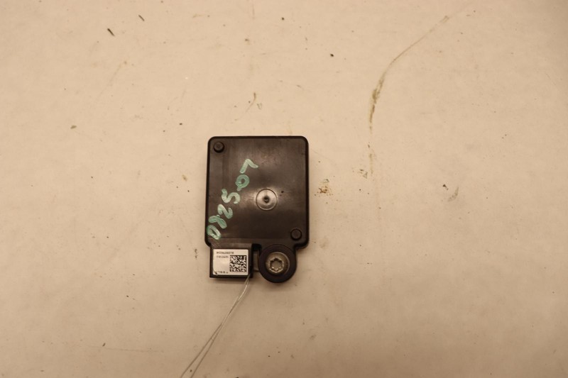 2020-2024 TESLA MODEL Y INTERIOR RADAR SENSOR MODULE UNIT OEM
