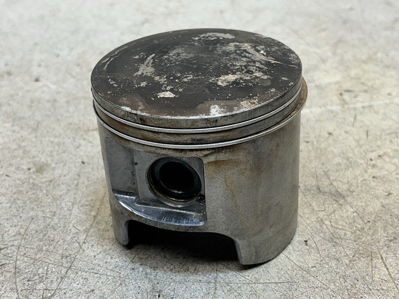 2001 Polaris Genesis 1200 SLX Motor Engine PISTON Elko 84