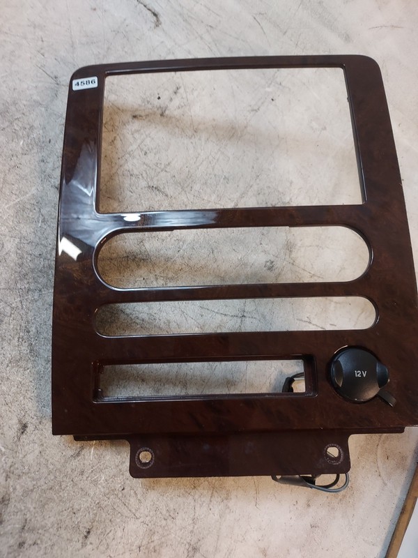 05-07 Ford Five Hundred Radio Climate Dash Bezel Trim Red Burl 5G13-7404302 OEM