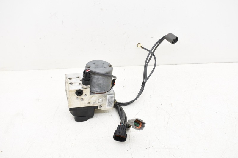 2003 Infiniti G35 Coupe ABS Anti Lock Brake Pump Module 47600-AM400 OEM KW66