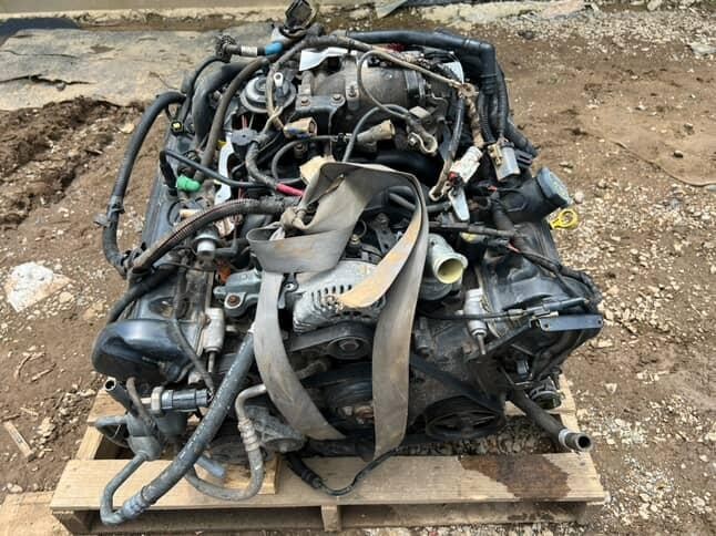 1998 1999 2000 2001 2002 LINCOLN TOWN CAR ENGINE 4.6L 114K Miles