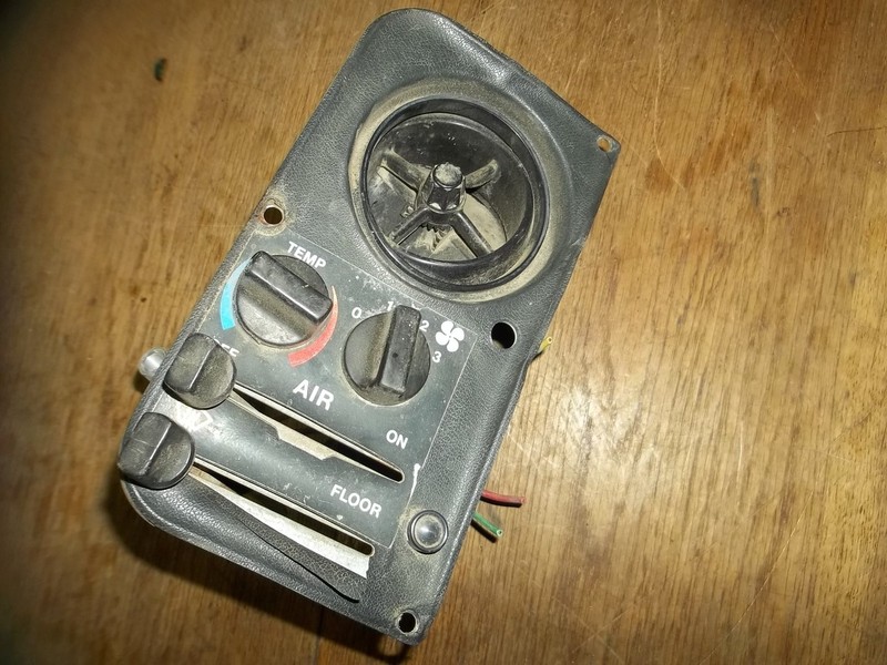 1986 Volvo 684223 Heater AC Climate Control, No Knob *FREE SHIPPING*