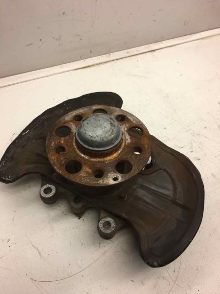 RIGHT FRONT SPINDLE W/HUB W204 RWD SDN W/O SPORT FITS 01-15 MERCEDES C-CLASS 501