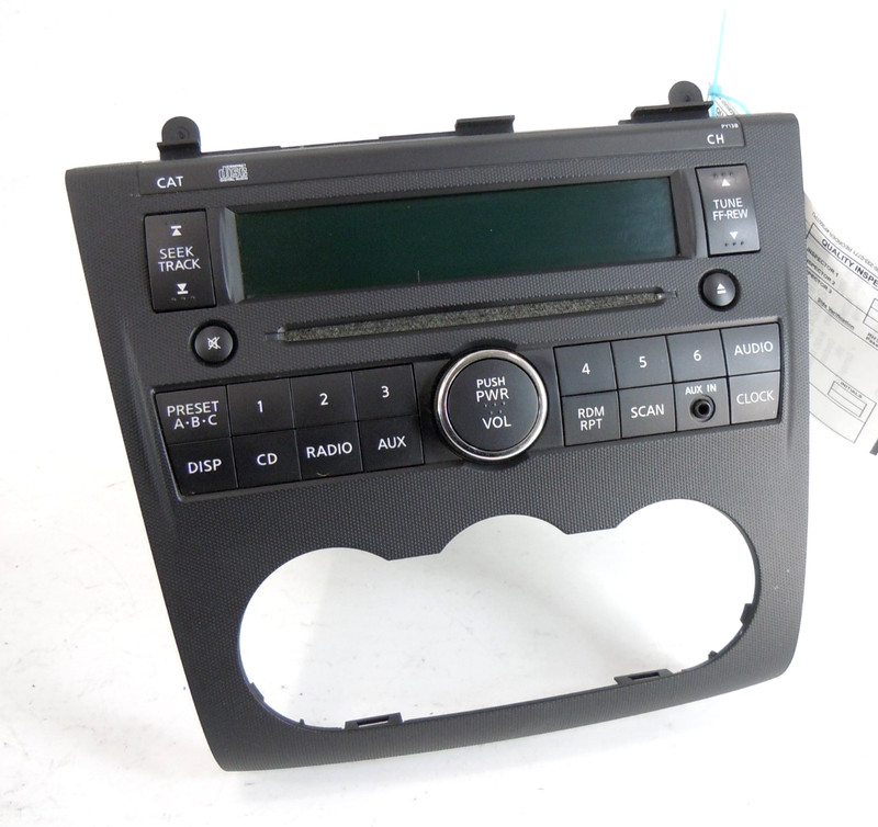 2007-2009 Nissan Altima AM FM Radio CD Single Disc Player Receiver OEM