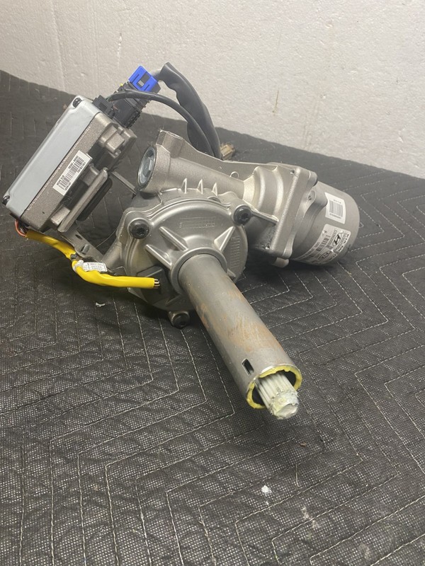 2017 Kia Sorento LX Power Steering Column OEM