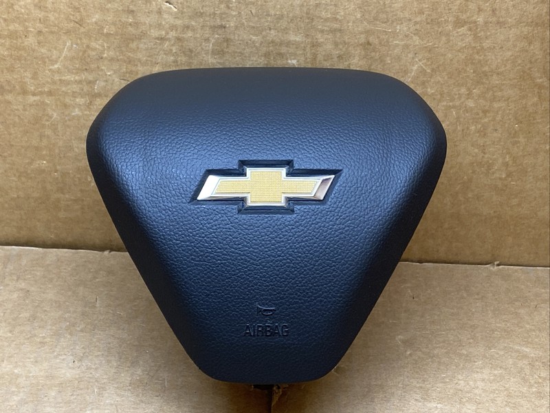 2016-2018 Chevy Cruze Front Left Driver Side Steering Wheel Air Bag Airbag Black