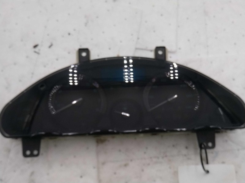 2011 Buick Enclave Speedometer Gauge OEM Gold 108k Miles NJ25-27388-696973