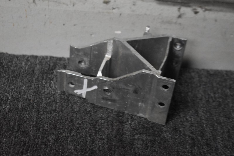 BMW 5 SERIES RADIATOR MOUNT BRACKET FACTORY OEM