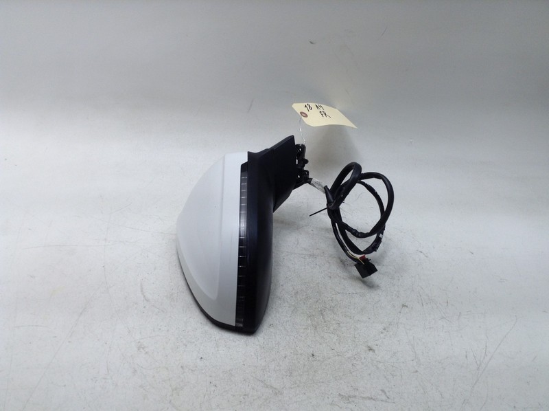 17-19 AUDI A4 FRONT RIGHT PASSENGER DOOR SIDE VIEW MIRROR WHITE OEM