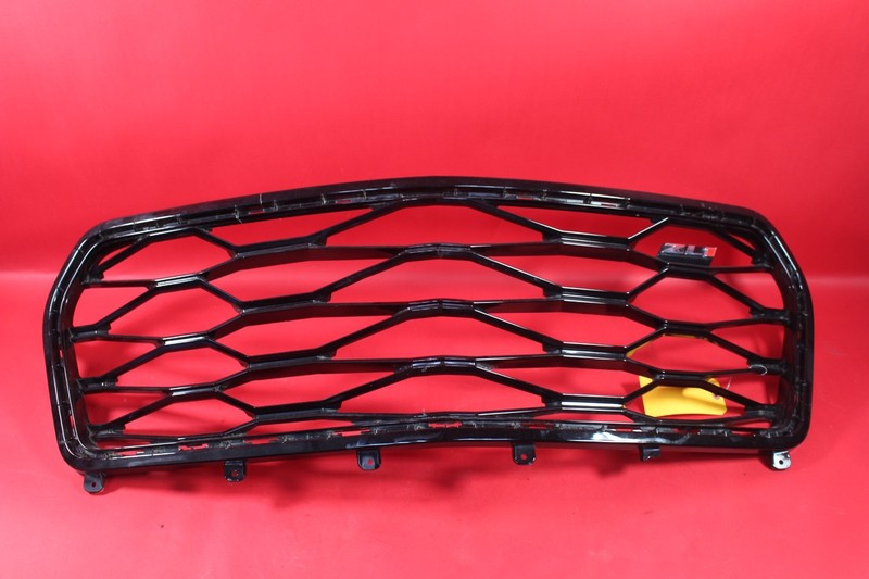 16-24 Camaro ZL1 Front Bumper Grill *Used* OEM 3K Miles