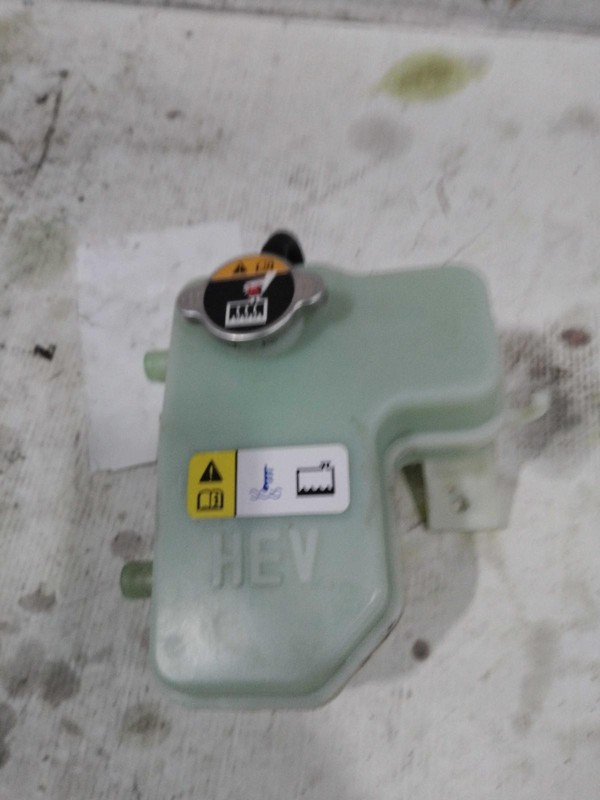 2019 Hyundai Sonata Engine Coolant Reservoir Black OEM 25430A8000 77k Miles