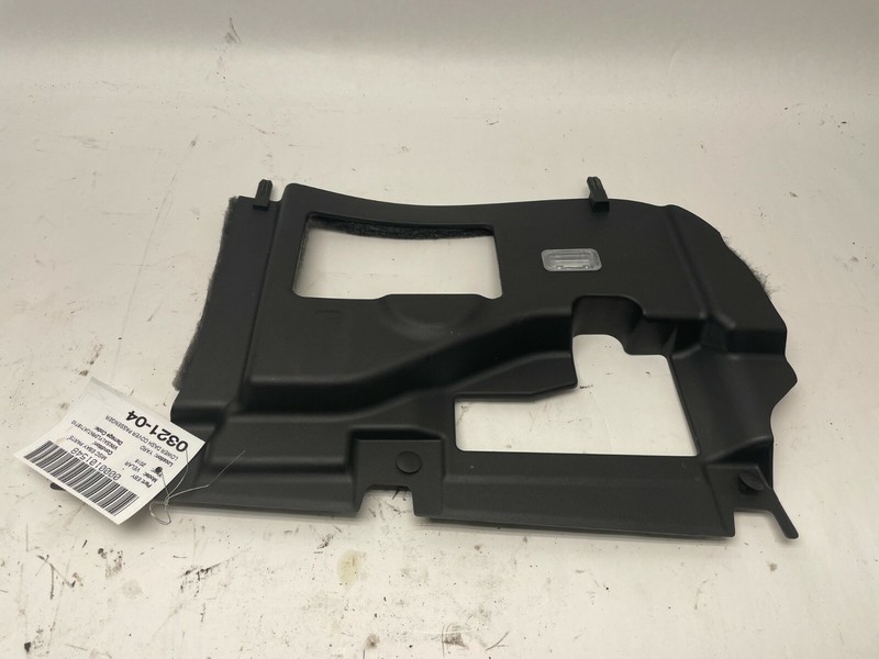 2018-2019 LAND ROVER VELAR AC DASH BOARD RIGHT BOTTOM TRIM COVER