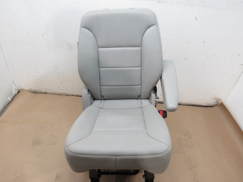 Mercedes R350 W251 2011 Rear Right Passenger 2rd Seat Assembly 06-13 *
