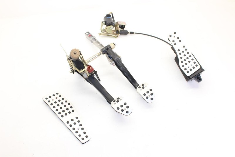 99-00 Porsche 911 Carrera 4 Brake Clutch Pedal Assembly 99642314105 99642301902