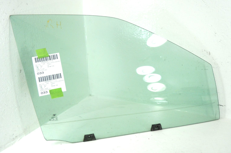 1993-1997 Cadillac Seville Front Door Window Glass Passenger Right OEM