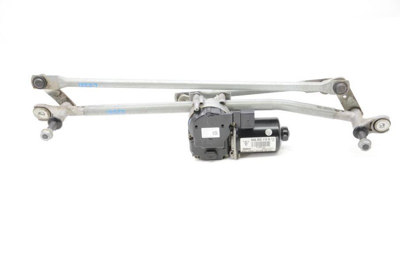 2015-2018 Porsche Macan 2.0L Windshield Wiper Motor with Linkage 95B955113B