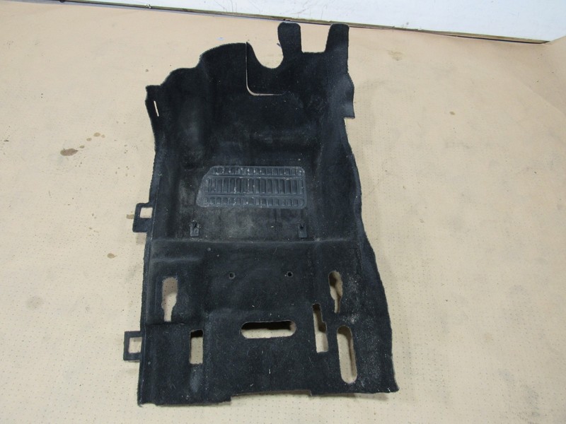 15-19 Land Rover Discovery Sport 2018 Front Left Driver Floor Carpet Liner Mat |