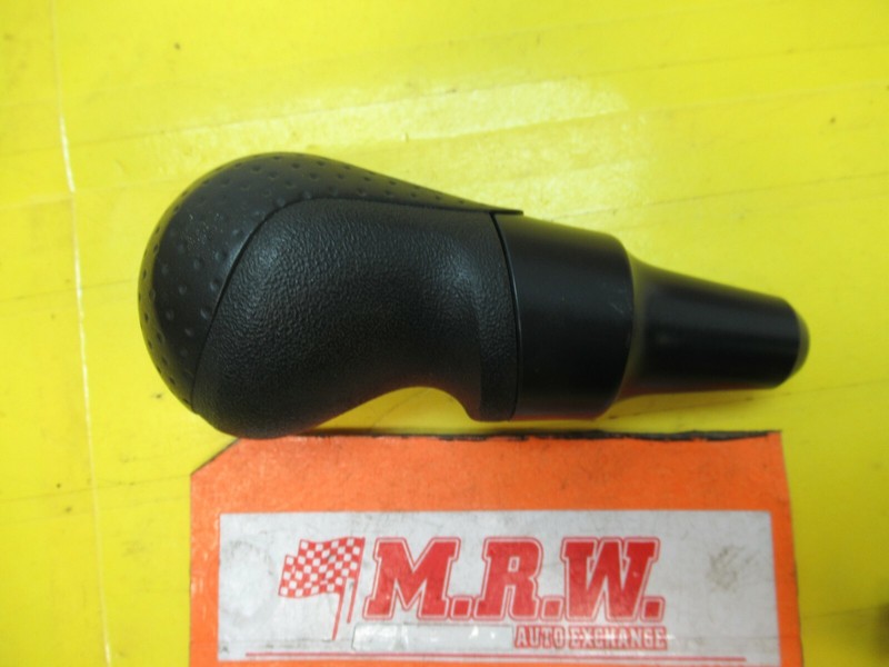 KNOB HANDLE off SHIFTER AUTOMATIC TRANSMISSION FLOOR 11 12 13 14 15 16 SCION TC