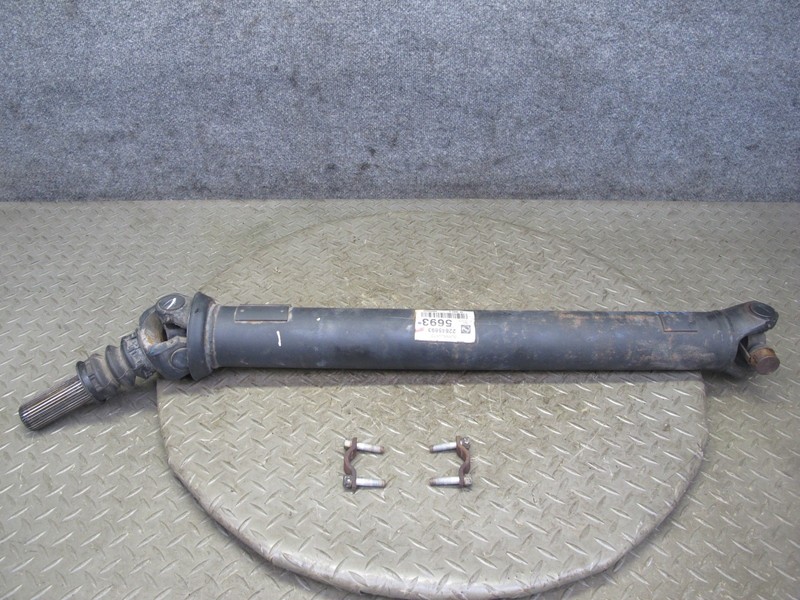 2007-2014 CADILLAC ESCALADE 6.2L AWD FRONT DRIVE SHAFT DRIVESHAFT 22845693
