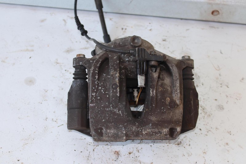 2003-2009 MERCEDES E-CLASS E320 W211 FRONT LEFT DRIVER SIDE BRAKE CALIPER OEM