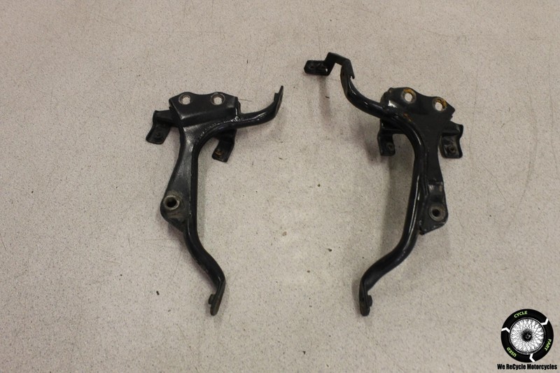 1997 Kawasaki Ninja 250R EX250F ENGINE MOTOR MOUNT BRACKETS PAIR EX 250 97