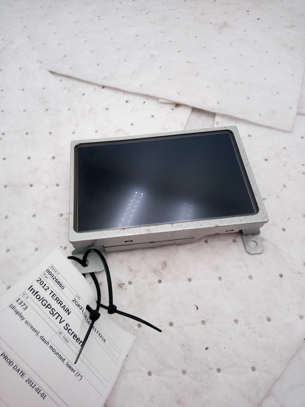 Used Front Center Infotainment Display fits: 2012 Gmc Terrain dash lower 7`` LT
