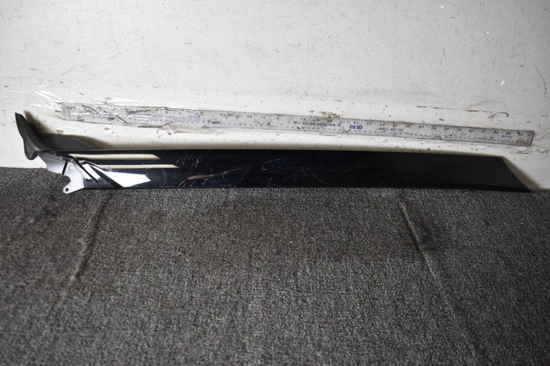 2017-2019 RANGE ROVER VELAR LEFT SIDE WINDSHIELD MOLDING FACTORY OEM