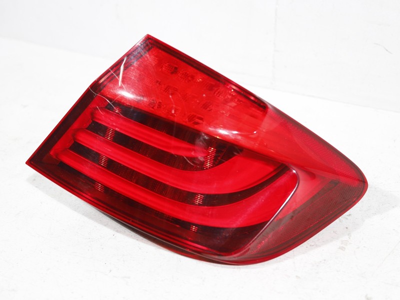 2011 - 2013 BMW F10 528I 535I 550I RIGHT OUTER TAIL LIGHT DRIVER SIDE OEM 🚗