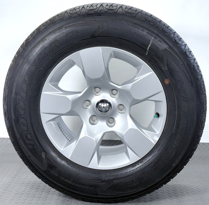 ✅ 19-25 RAM 1500 OEM FACTORY 18" SILVER ALLOY WHEEL 275/65 R18 6-Lug RIM TIRE #3