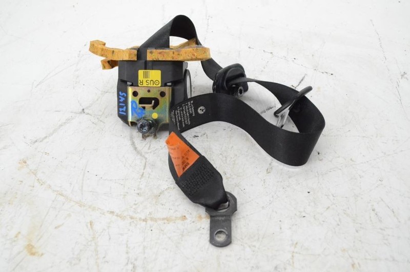 1999-2001 BMW 328i E46 SEDAN Passenger Right Front Black Seat Belt Retractor