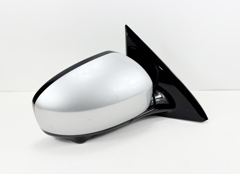 2013-2016 Nissan Pathfinder Right Passenger Door Mirror Silver w/ Camera OEM