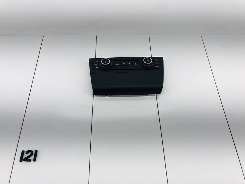 10-13 BMW 128I E82 CENTER DASHBOARD INSTRUMENT PANEL HVAC SWITCH OEM