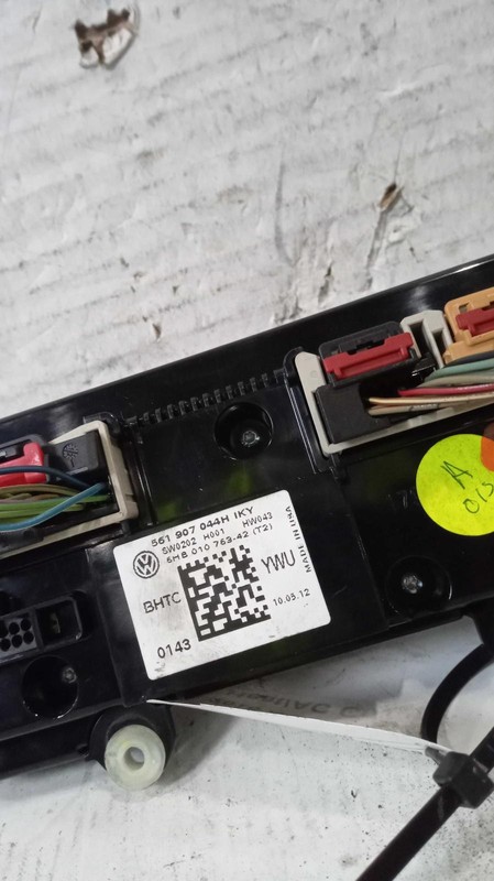 Used A/C Selector Switch fits: 2016 Audi A3 single zone climatic w/heated seats