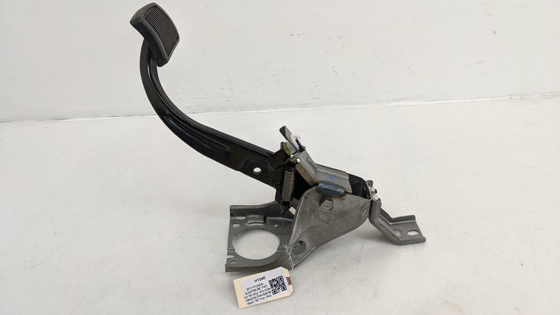 Brake Pedal 32800-F2200 2017 Hyundai Elantra 2018