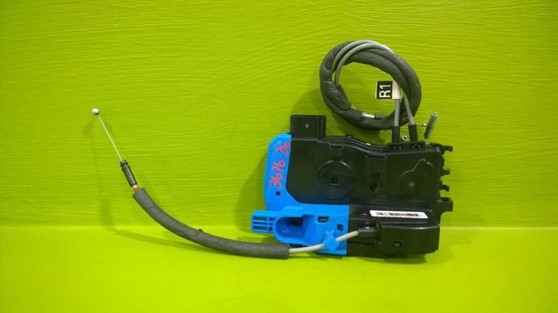 12-17 VELOSTER PASSENGER RIGHT FRONT DOOR LOCK LATCH ACTUATOR OEM 3676-26