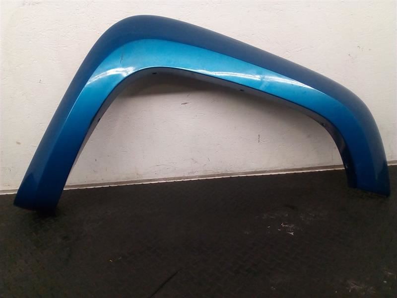 04-12 Chevrolet Colorado Right Passenger Fender Flare Molding Blue OEM 25937110