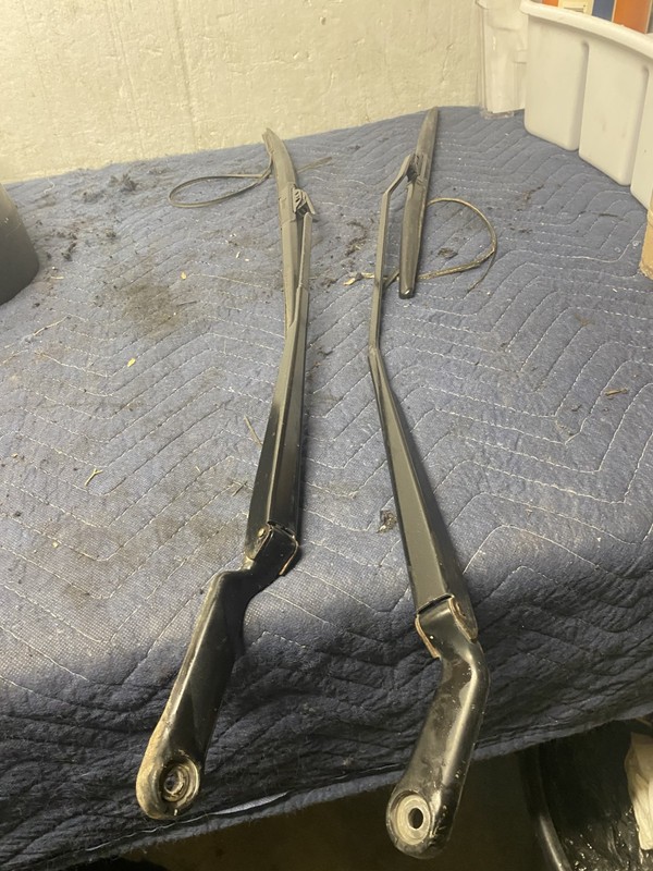 2000 Volkswagen Golf 2 Door VR6 Wipers OEM