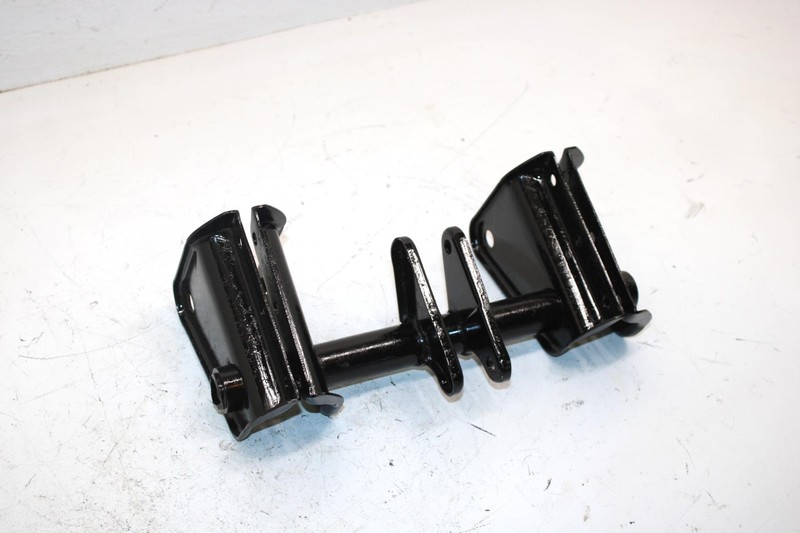 92 Arctic Cat Prowler 440 Oem Front Torque Arm Mount 0704-038 SA156