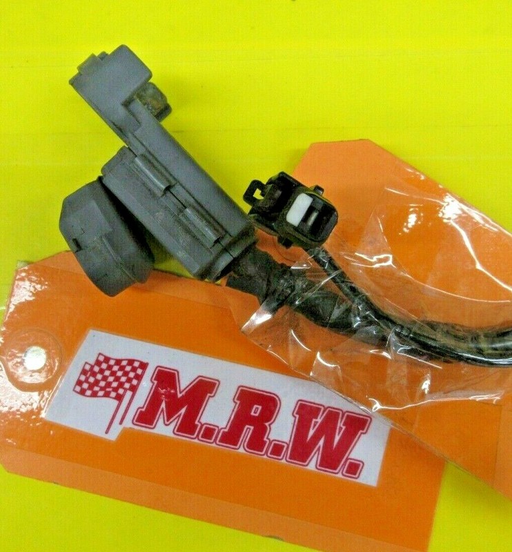 STARTER MOTOR SOLENOID WIRE PLUG CONNECTOR PIGTAIL 1.8L ENGINE for TOYTOTA LEXUS
