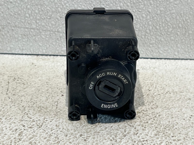 2013-2019 DODGE RAM 1500 IGNITION SWITCH OEM
